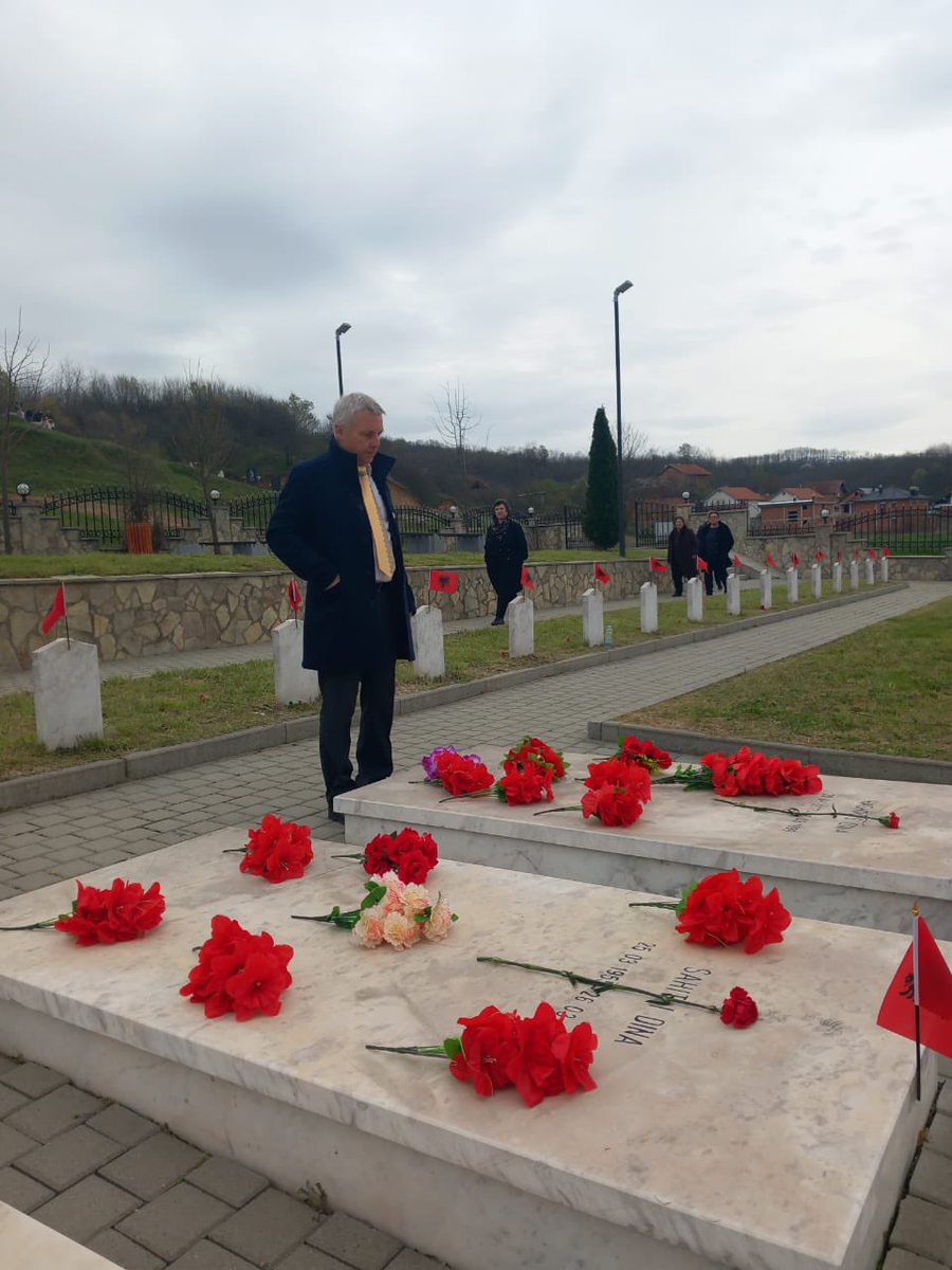 GermanAmbKOS's tweet photo. On the 25 anniversary of this heinous crime by the Milosevic regime we remembered together the 243 victims of the Krusha e Madhe massacres @VjosaOsmaniPRKS @albulenahaxhiu_ @haradinajramush @vloracitaku @USAmbKosovo https://t.co/dsC5AI0j3E