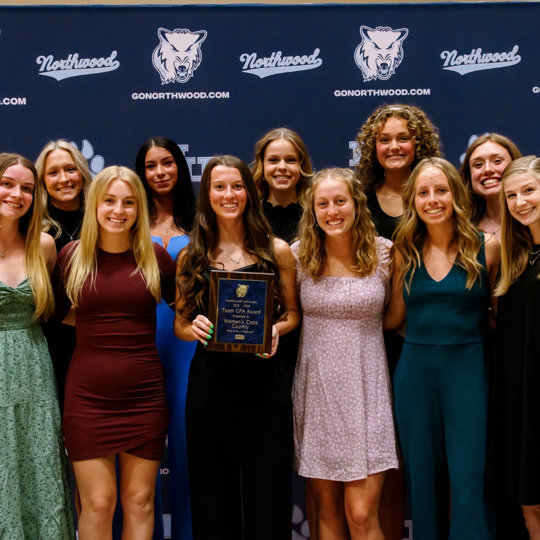 NUstudentnews's tweet photo. Last week, Athletics hosted its 10th annual Timby Awards! Congratulations to all the winners and congratulations to our student-athletes for their hard work and dedication! #rolltimbys https://t.co/tms44km5AV