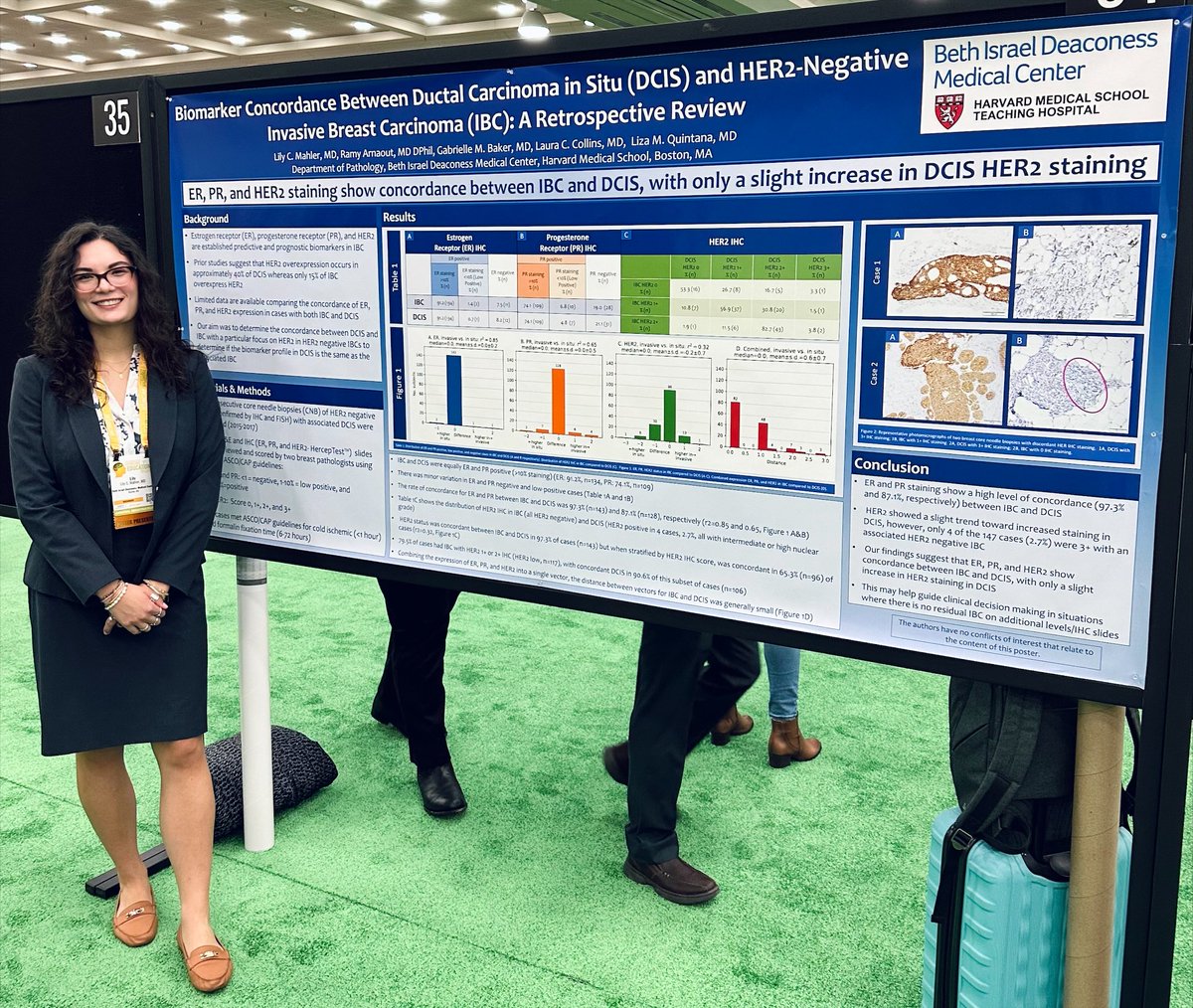 Here Dr L. Mahler (@lily_mahler , PGY-3) is seen with her poster at #USCAP2024 on 'Biomarker Concordance Between DCIS and Her2 Neg Invasive Breast Carcinoma' We are so proud of our trainees! #pathology #iamuscap2024 #iamuscap24 @CollinsLauraC