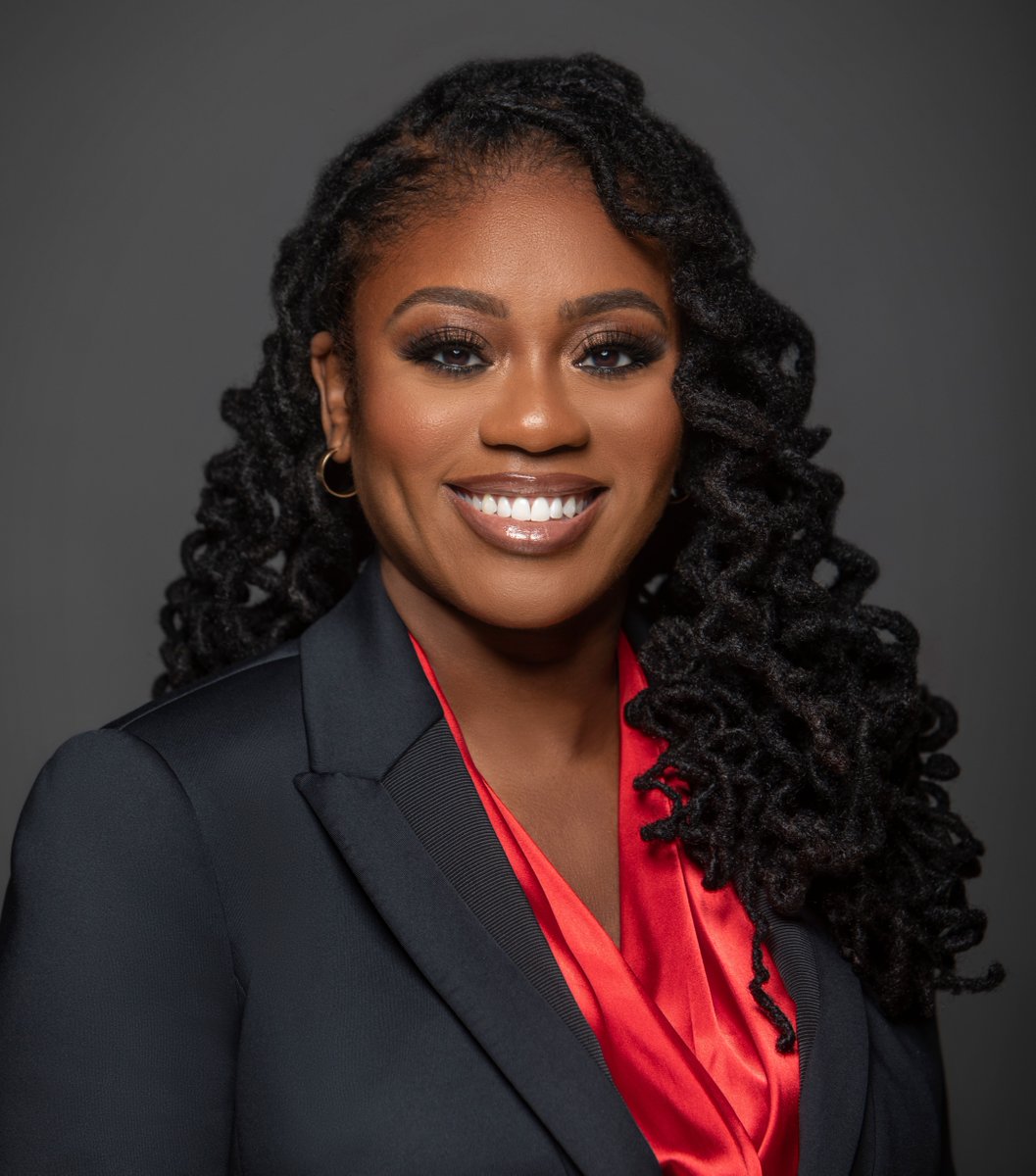 Meet Dr. Lattisha Bilbrew, B.S. ’07, a @univmiami alumna who is making strides as one of only five Black female orthopedic surgeons in the state of Georgia. 🙌 Learn more at bit.ly/48NgrGs #WomensHistoryMonth #CaneForLife