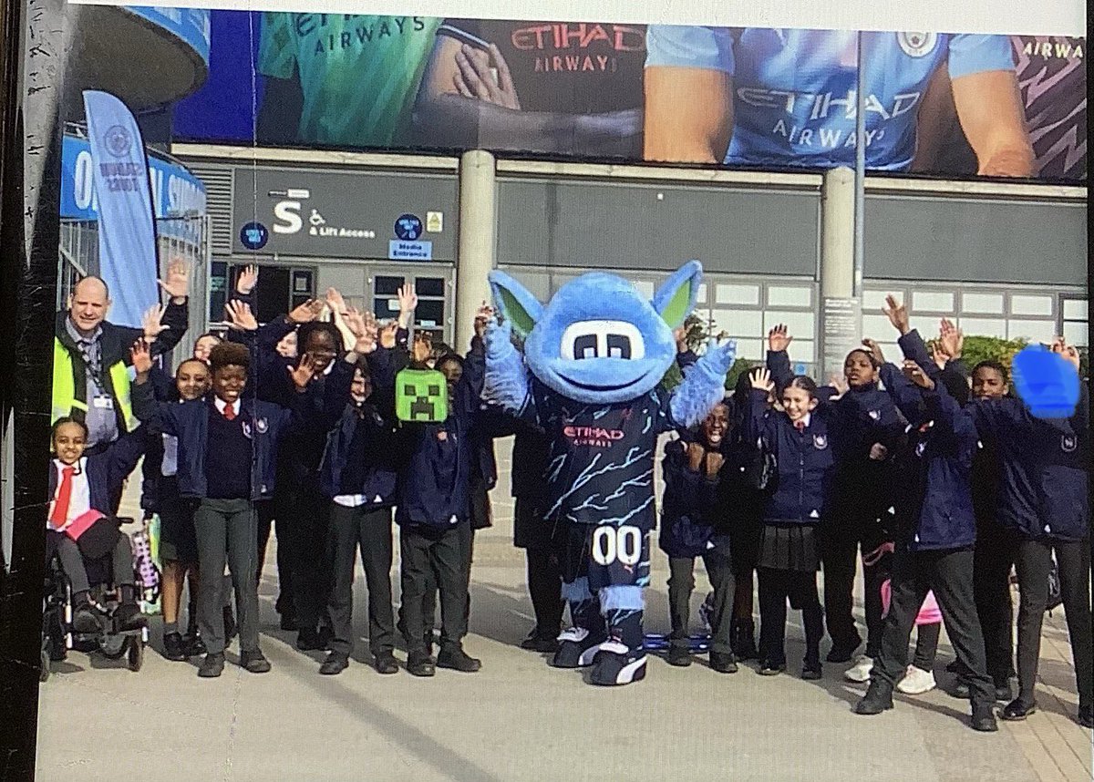 CE School of the Resurrection tweet media