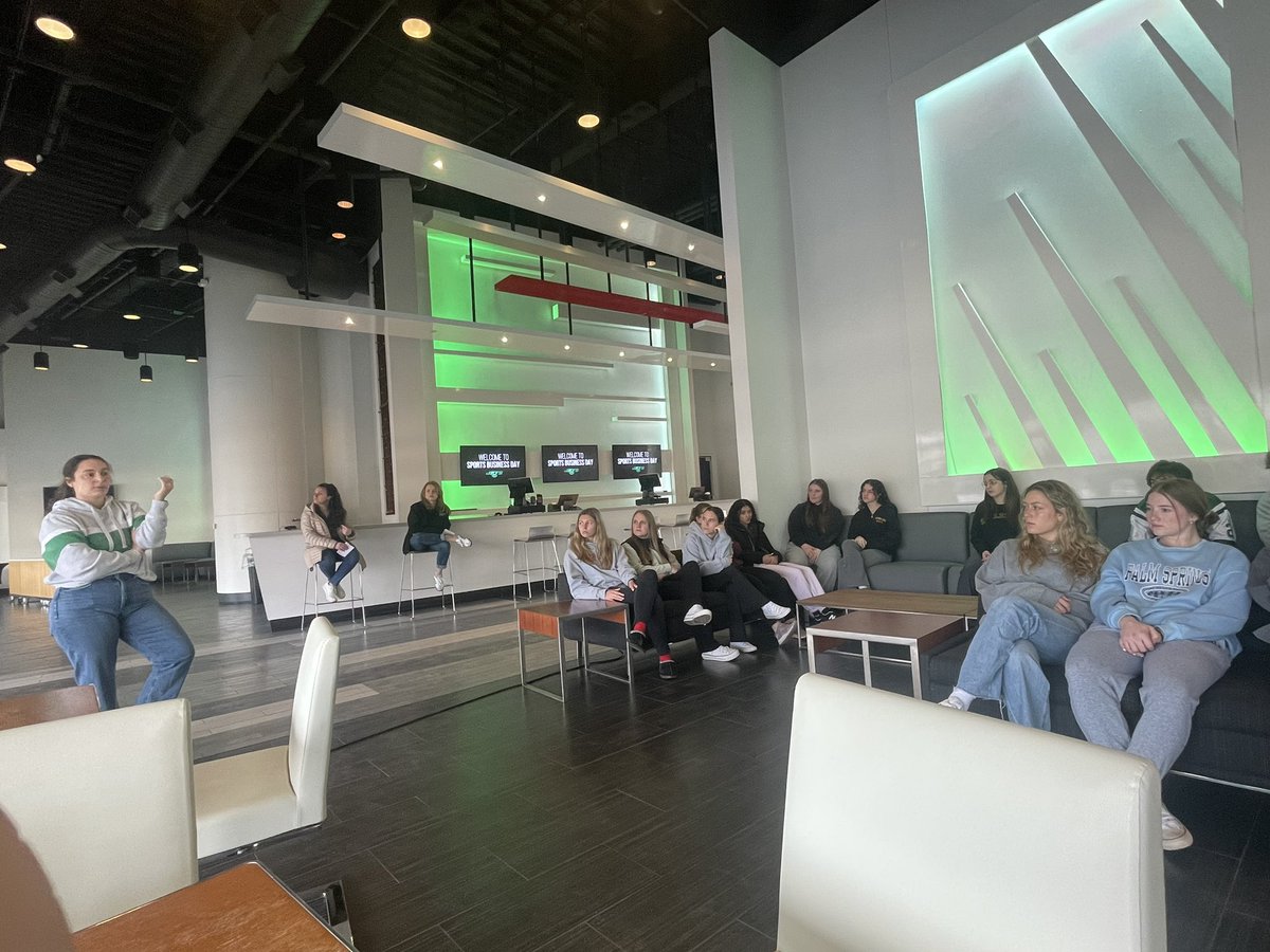 Theresa Emma tweet media