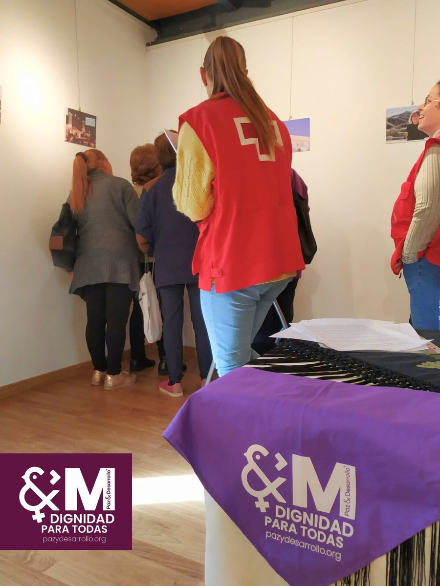 🗓️El #8m celebramos el #DíadelasMujeres junto a la Asoc. de Mujeres La Yedra y el @AytoAlmachar.

🙌Muchas gracias por el espacio y el encuentro.

🟢Actividad del proyecto “Mujeres, ruralidad y resiliencia climática' financiado por @diputacionMLG.

➕Info pazydesarrollo.org/8m-en-almachar/