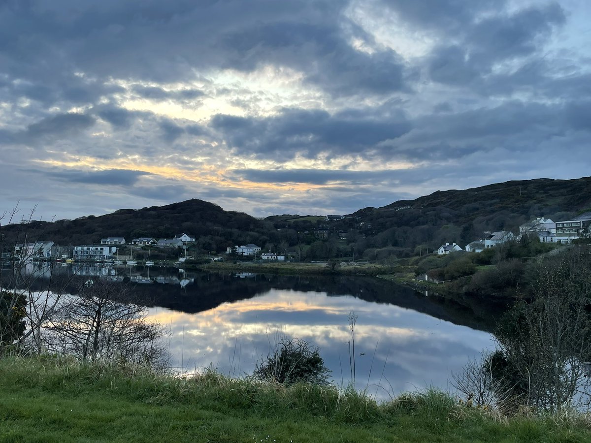 berjeffries's tweet photo. Day 86 #100daysofwalking  I do like an evening walk in the twilight #connemara #100daysofwalking24 https://t.co/TsLArviUnr