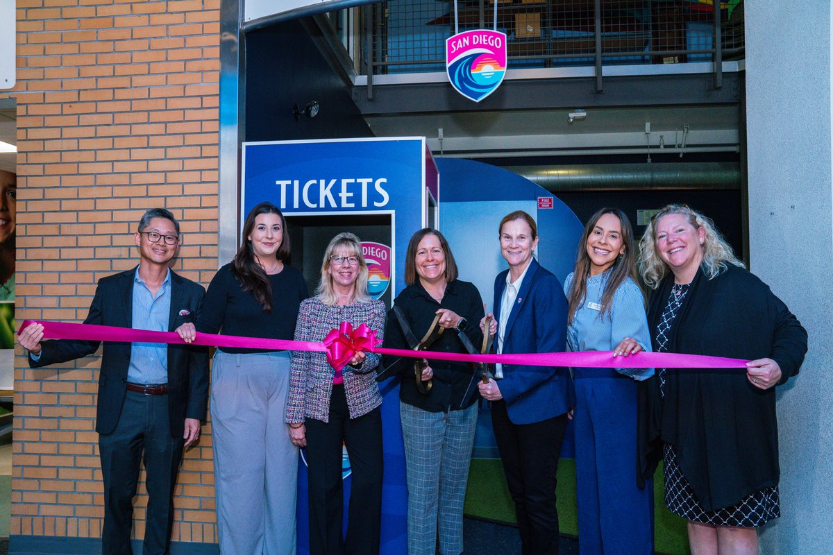 empowering the next generation 🌊 we’ve officially launched the Wave FC shop at BizTown in partnership with SD’s Junior Achievement where students learn career readiness & opportunities 🤝