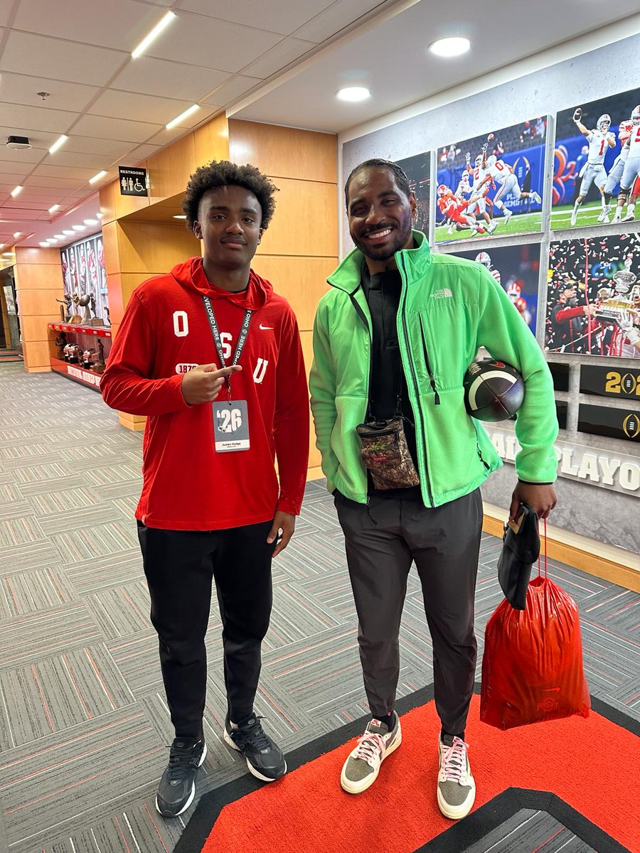 Had another amazing visit to @OhioStateFB for spring practice today! Always treated first class when I'm down. S/O @BraxtonMiller5 for the great advice. Thank you! @brianhartline @CoachJordan82 @parkerwereb8 @etwill21 🌰 #zone6