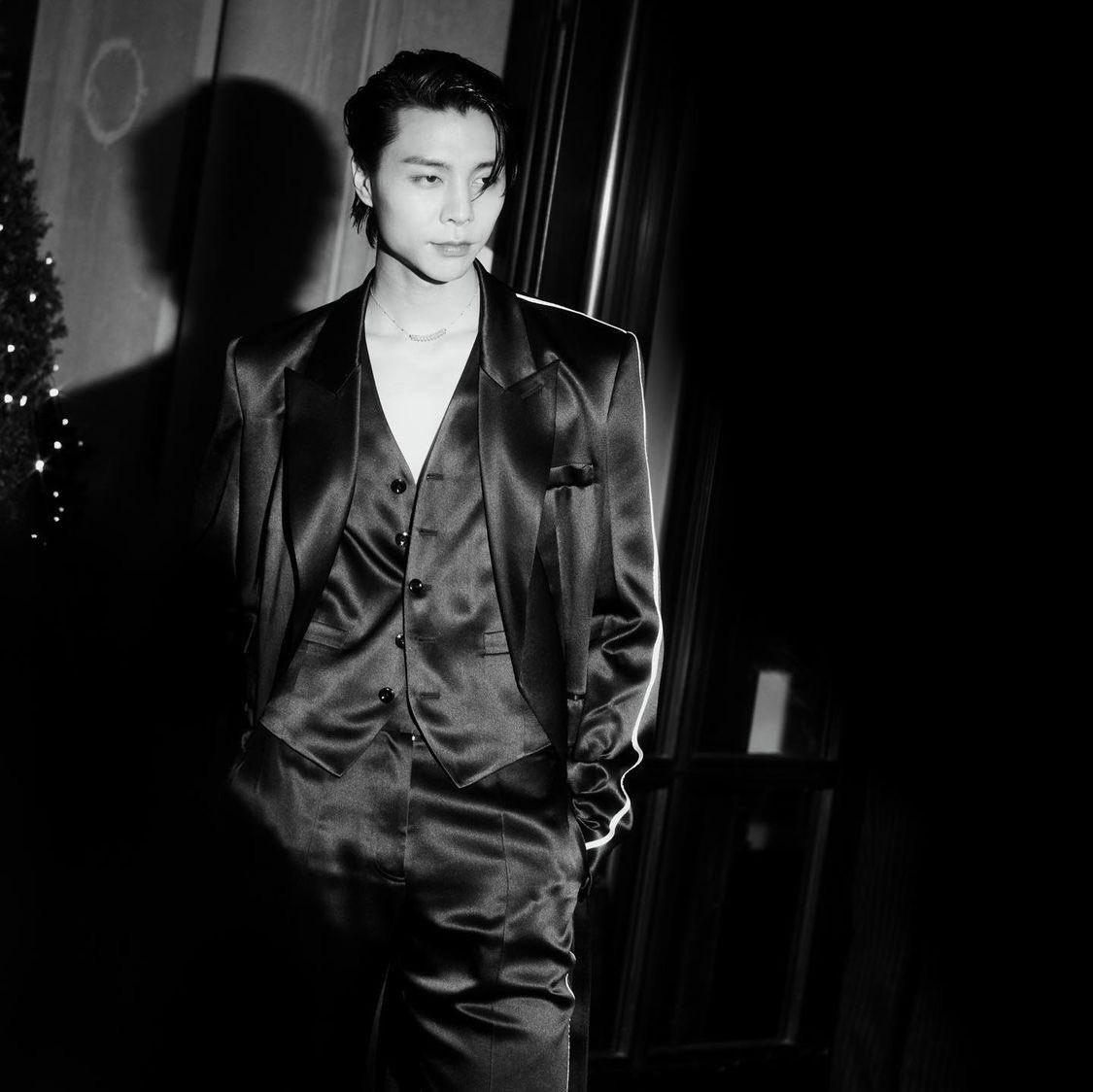 godmsluver's tweet photo. met gala 2022 ใครจะเอาฮีลงวะ https://t.co/4eUTJFMgmM