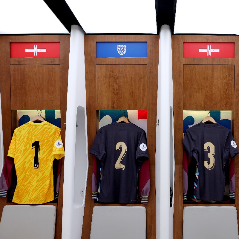 England's tweet photo. Notice anything different? 🤔

The #ThreeLions will play the second half of tonight's @alzheimerssoc International without names on their shirts to highlight memory loss as one of the symptoms of dementia.