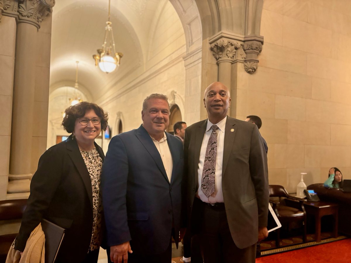 Thank you @SenJoeAddabbo Assemblymember @edbraunstein, Assemblymember @HeleneWeinstein Assemblymember MJ Shimsky, Assemblymember @JGPretlow for meeting with me today in Albany to discuss funding for @CityofYonkers @YonkersSchools