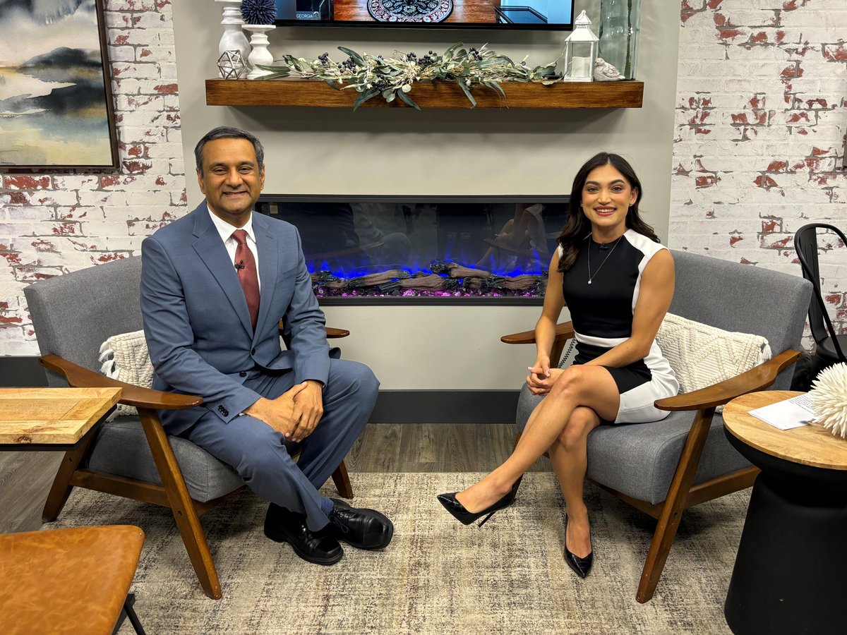 Cancer Center at Illinois (CCIL) Director Rohit Bhargava appeared on @WCIA3 to talk about the CCIL's history, mission, and future. 👉 Check out his interview to learn about the CCIL's research initiatives and new opportunities for progress: bit.ly/4abfTLQ