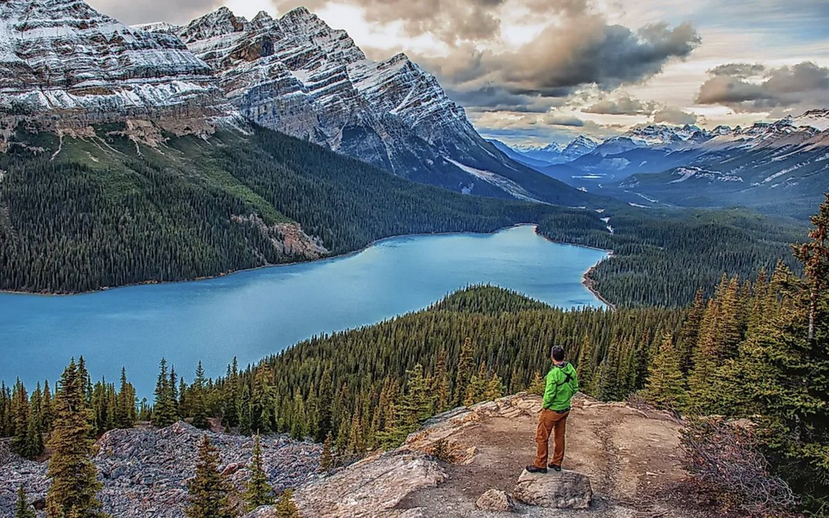 Hey young adults! Registration for the summer backpacking retreat is NOW OPEN! Click here to apply and join us in Banff National Park this June! Fewer than 20 spots are available, so don't wait to apply! forms.gle/jq4yzsz7X56X5t…