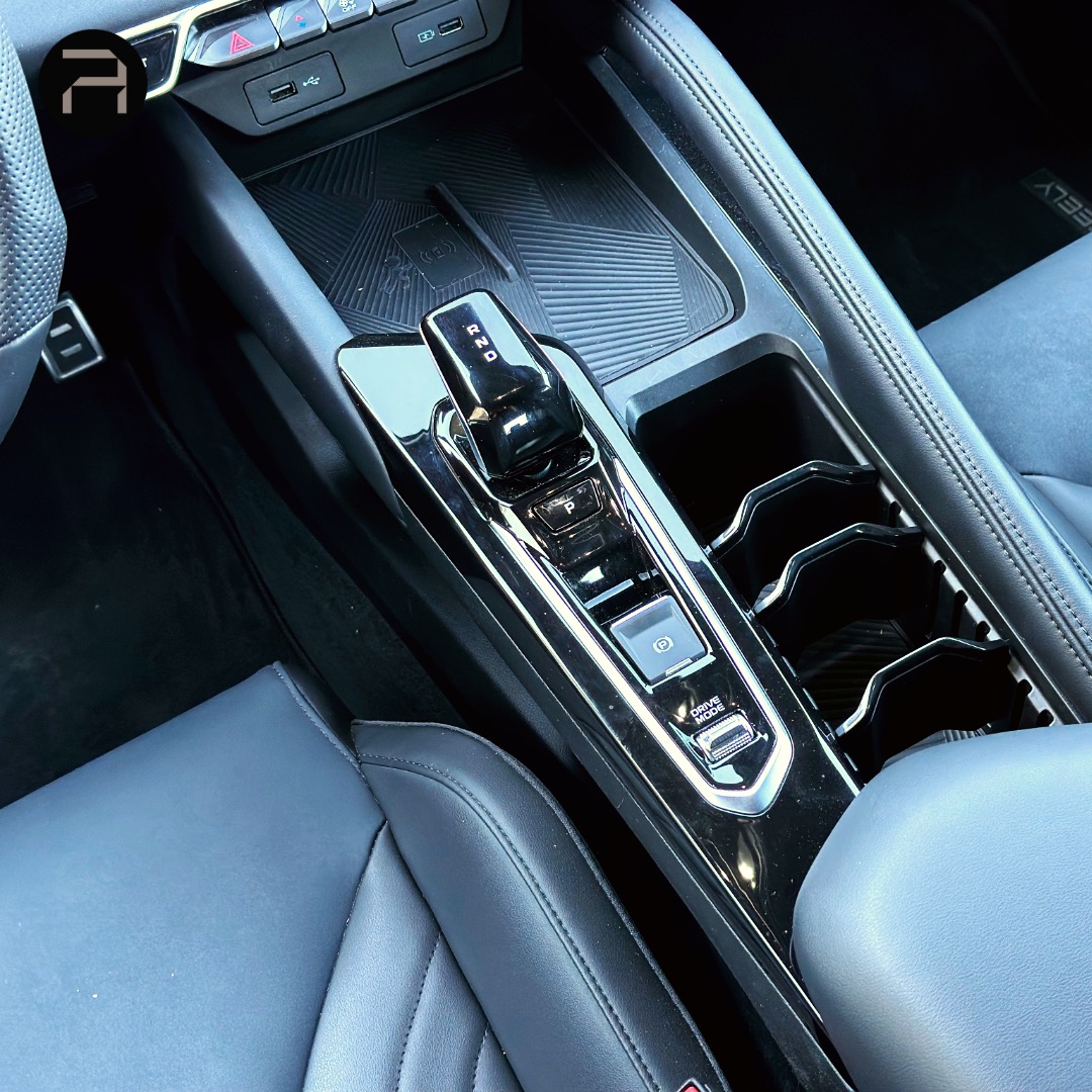 👉 La transmisión #DCT de #Geely #Coolray permite aprovechar al máximo los 172 caballos de potencia del motor, es húmeda, incrementando la fiabilidad y durabilidad.

#Comercial #Geely <a href="/GeelyMexico/">Geely Mexico</a>