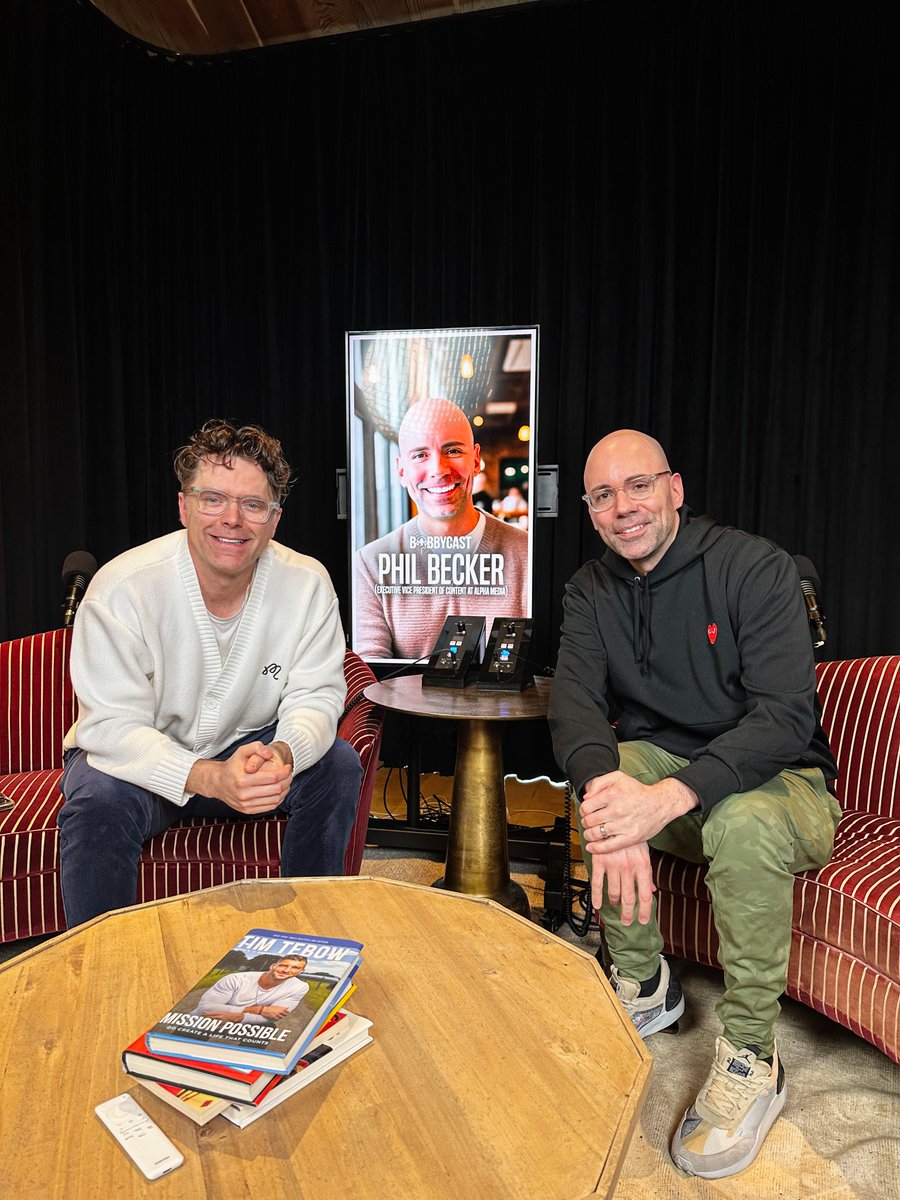 mrBobbyBones's tweet photo. New #BobbyCast! Introducing AI to Radio + Being The First Person to Invest in Bobby Nationally + Why Beyonce is Proving Genres Will Cease to Exist + MORE

Bobby Cast x Phil Becker🎙️🚨
https://t.co/6nWDdzECAB https://t.co/HkZbVsx1Jq