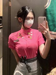 lurline37372's tweet photo. 宽衣解带你我皆是凡人，和衣穿鞋你我皆是路人，珍惜每次互动，想来次完美的邂逅，一次激情的缠绵💕 https://t.co/i4Ihyopdyj