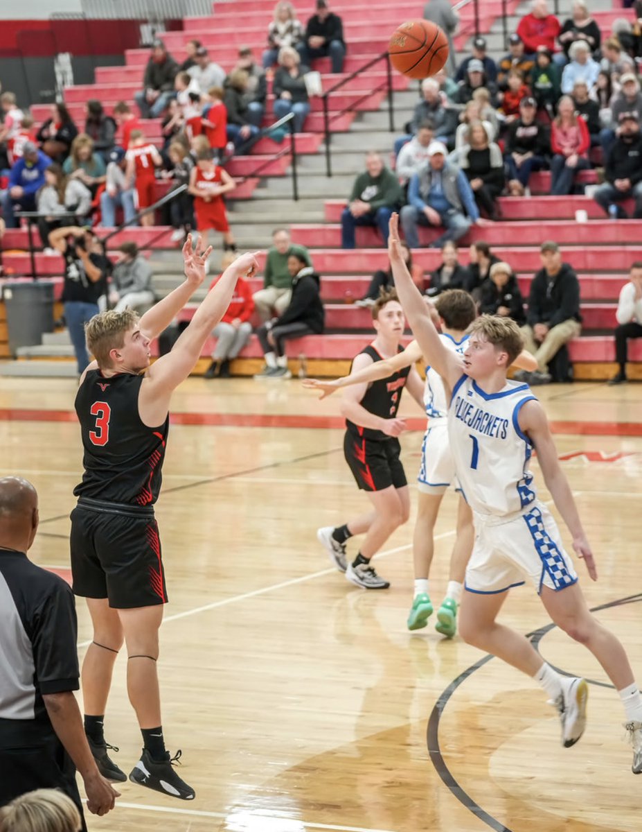 Congratulations to Senior Brody Beaver and Junior
Tyler Minke for being named to the Mississippi 8 
All-Conference 1st Team.   

A great accomplishment with so many great players in the Conference.  Nice job, fellas!