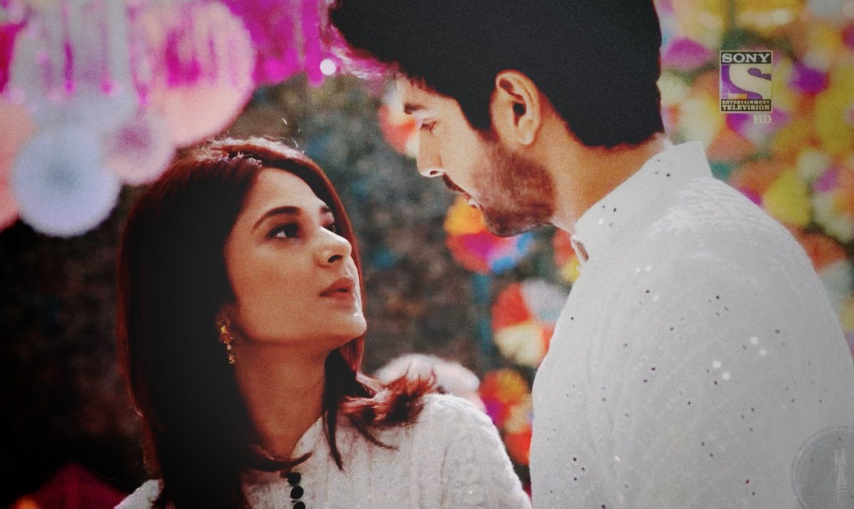 angel_ank1's tweet photo. Probably the last happy moment between MayRa😭😭😭😭 #JenniferWinget #Beyhadh2 https://t.co/5Nwoqub1Lm