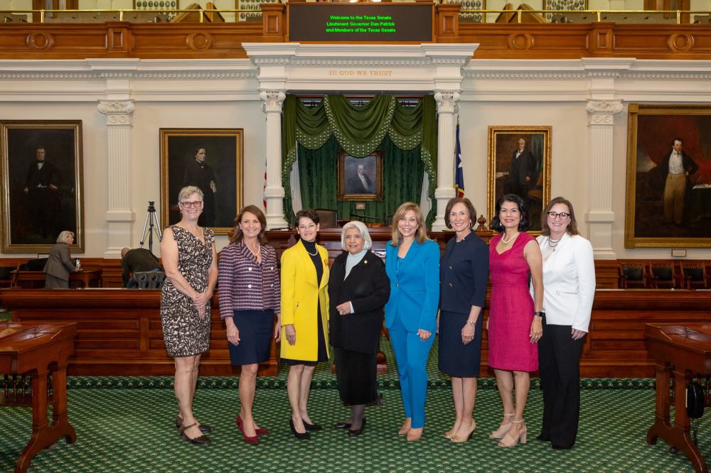 Since the first #txlege session in 1846, only 24 women have ever been elected to the TX Senate. I was proud to be the 20th elected & hope we can inspire more women to run for office until we achieve equal representation! Honored to serve with @DonnaCampbellTX, @SarahEckhardtTX,…