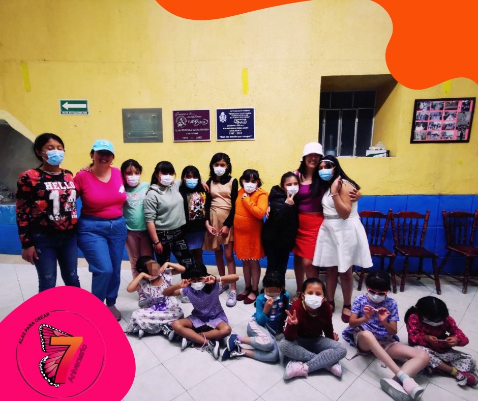 AlasParaCrearAC's tweet photo. Ayer en #DíaNaranja🧡, agradecemos la suma de sinergias con una Casa Hogar de Pachuca, para realizar actividades formativas, para niñas y adolescentes. 🧸
#ProgramaAlipeques 🎈 #InfanciasYAdolescenciasPlenas 🍃
#7AñosDeAbrirLasAlas 🫶 #7AñosCreandoProyectosDeVida https://t.co/0yho1STPYj