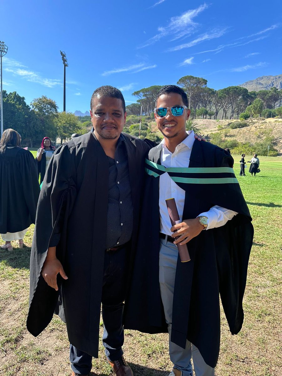 Congrats Marc Landman, Michael Brooks, Menanto de Lange on MSc in Sport Science w/ distinctions, and Kieren Rabie on BSc Hons in Sport Science at @SUhealthsci grad today. It's been an honor being part of your academic journey. Best wishes as you keep impacting lives. 🎓🌟