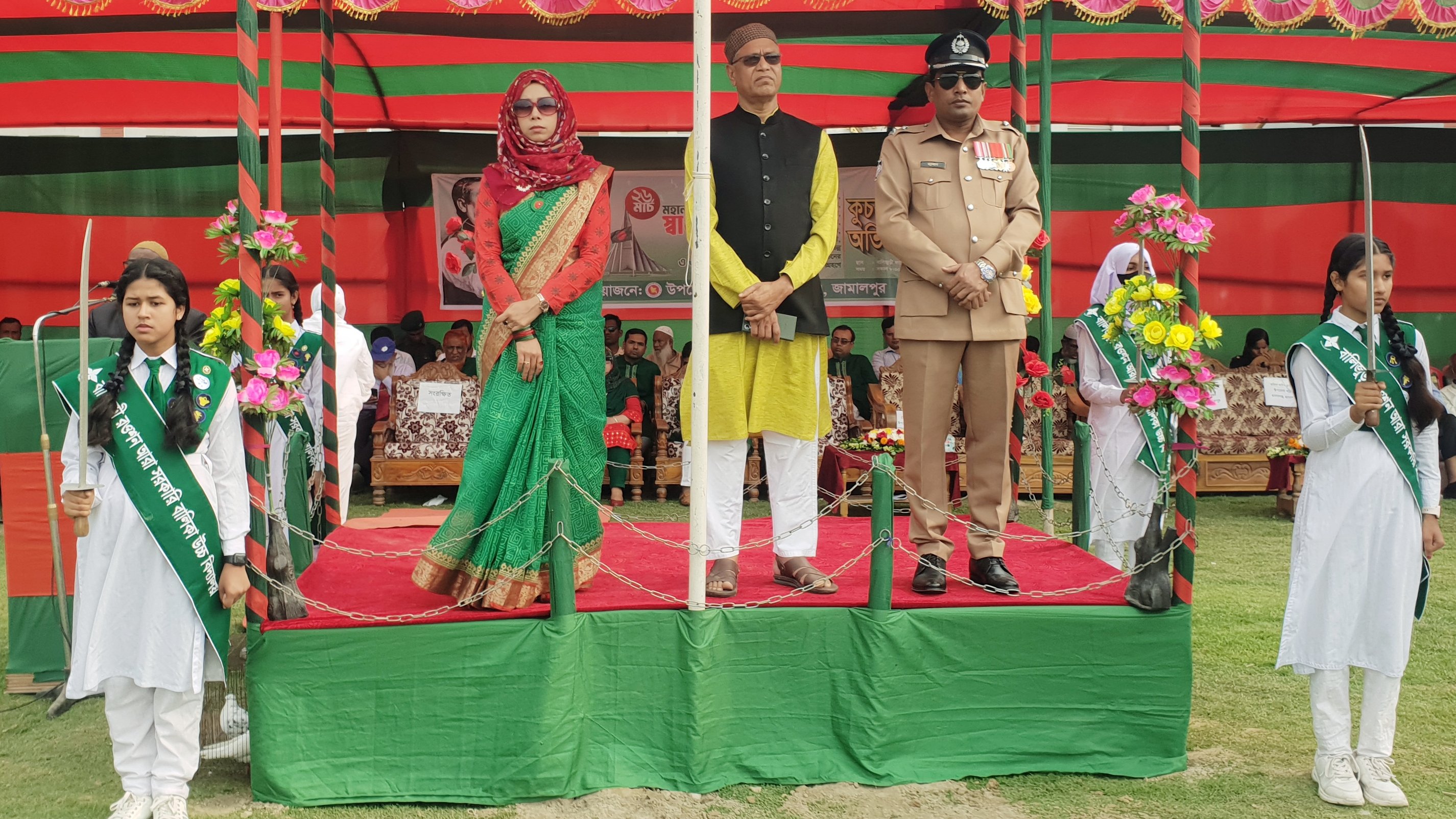 মাদারগঞ্জে যথাযোগ্য মর্যাদায় মহান স্বাধীনতা ও জাতীয় দিবস পালিত