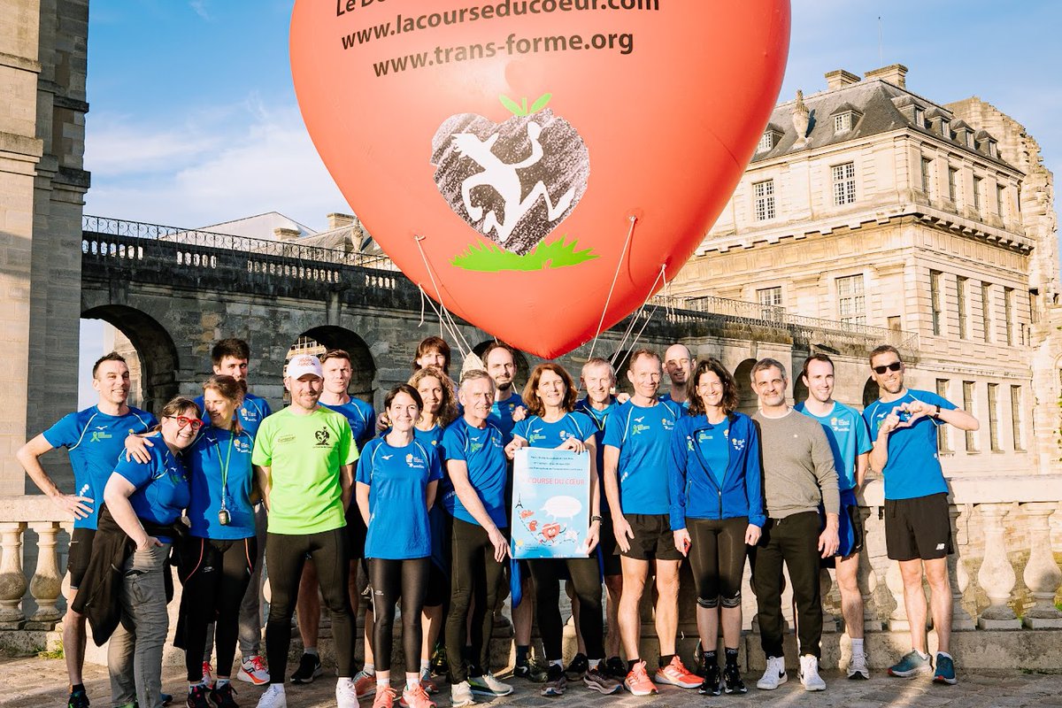 La @Team_SFT_2024 les soignants du prélèvement d'organes , de tissus et de la greffe d'organes @SFT_Francophone l'a fait, franchit avec courage, force, persévérance, générosité les 800 km de Paris aux ARCS en courant, à vélo au bout d'eux mêmes en parlant du #donorganes