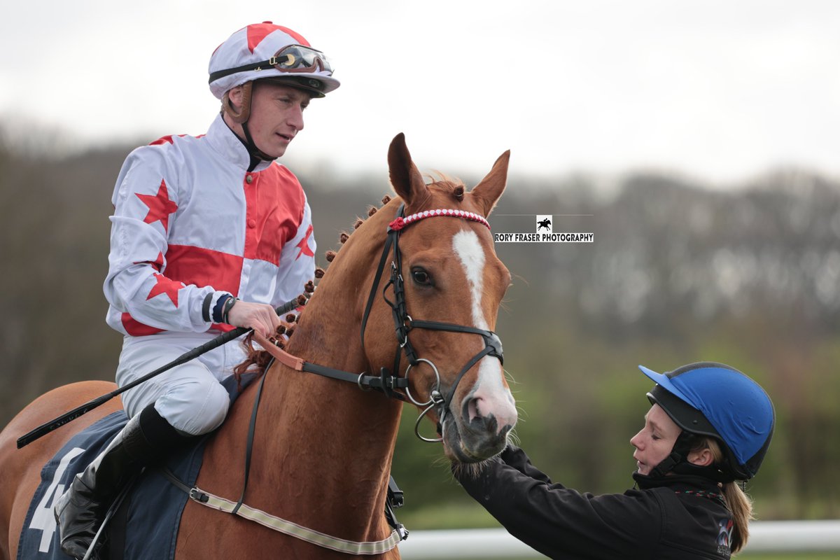 Fourth at Doncaster on Saturday in the listed Doncaster Mile Stakes (1m), HOLLOWAY BOY (Ulysses x Sultry) Trained by @karl_burke, owned by Nick White & Mrs E Burke and ridden by @samjock22. Winner of the 2022 Chesham Stakes at Royal Ascot on his racecourse debut.