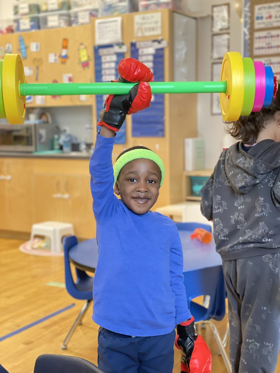 Kindergarten loves the fitness center! #kindergarten @DrClarkSchool @FMPSD @FMPSDEarlyLearn @APPLESchools