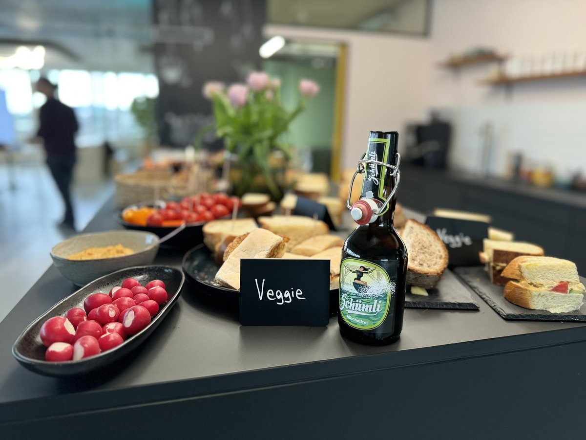 We are ready for you and an evening of <a href="/Sitecore/">Sitecore</a> 
Thank you <a href="/unic/">Unic</a> for hosting the event 💚