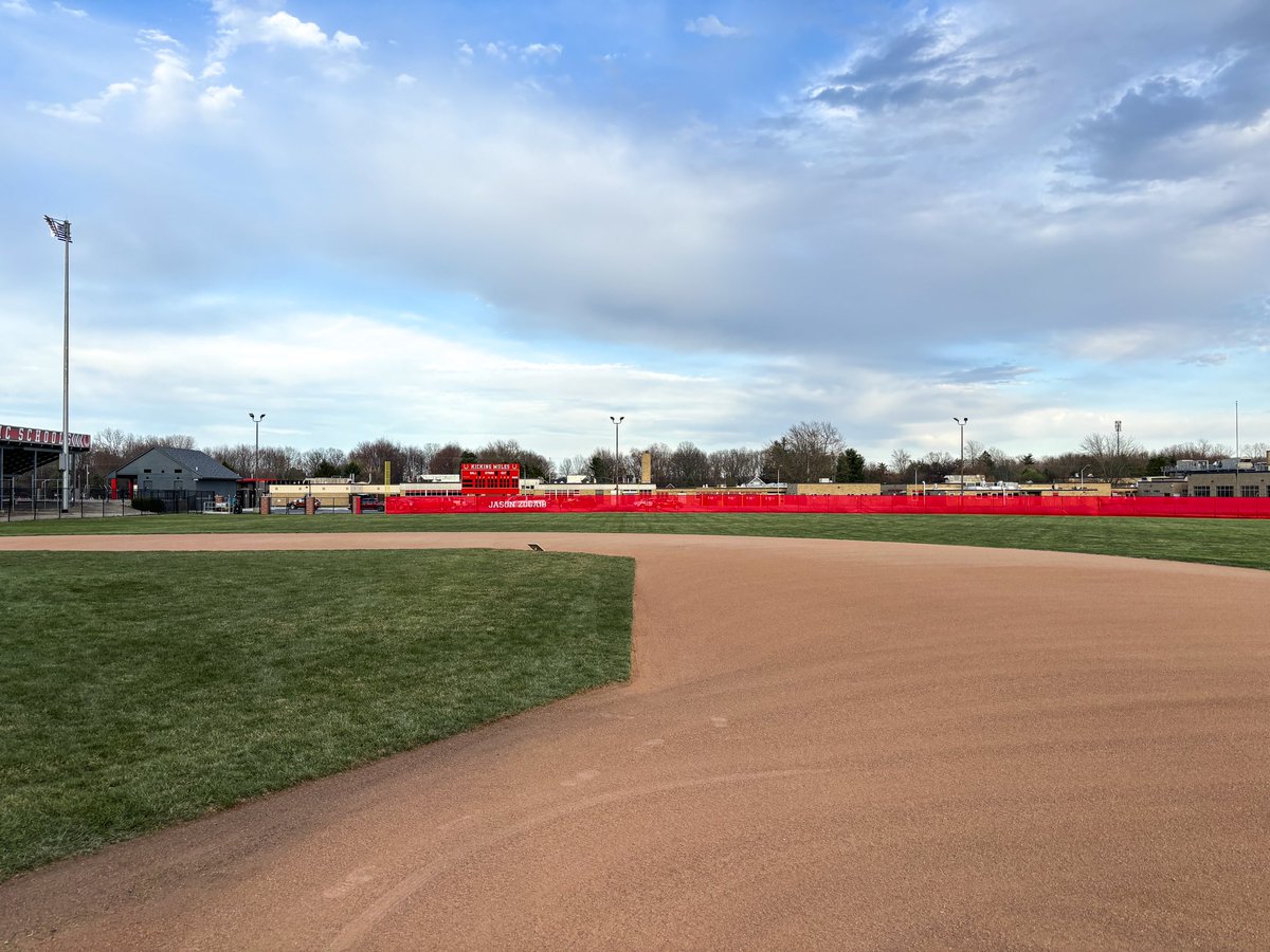 tylerathfields's tweet image. Glad we got @BedfordHSBase taken care of before this weather! Field is ready to go! 

@MichMule