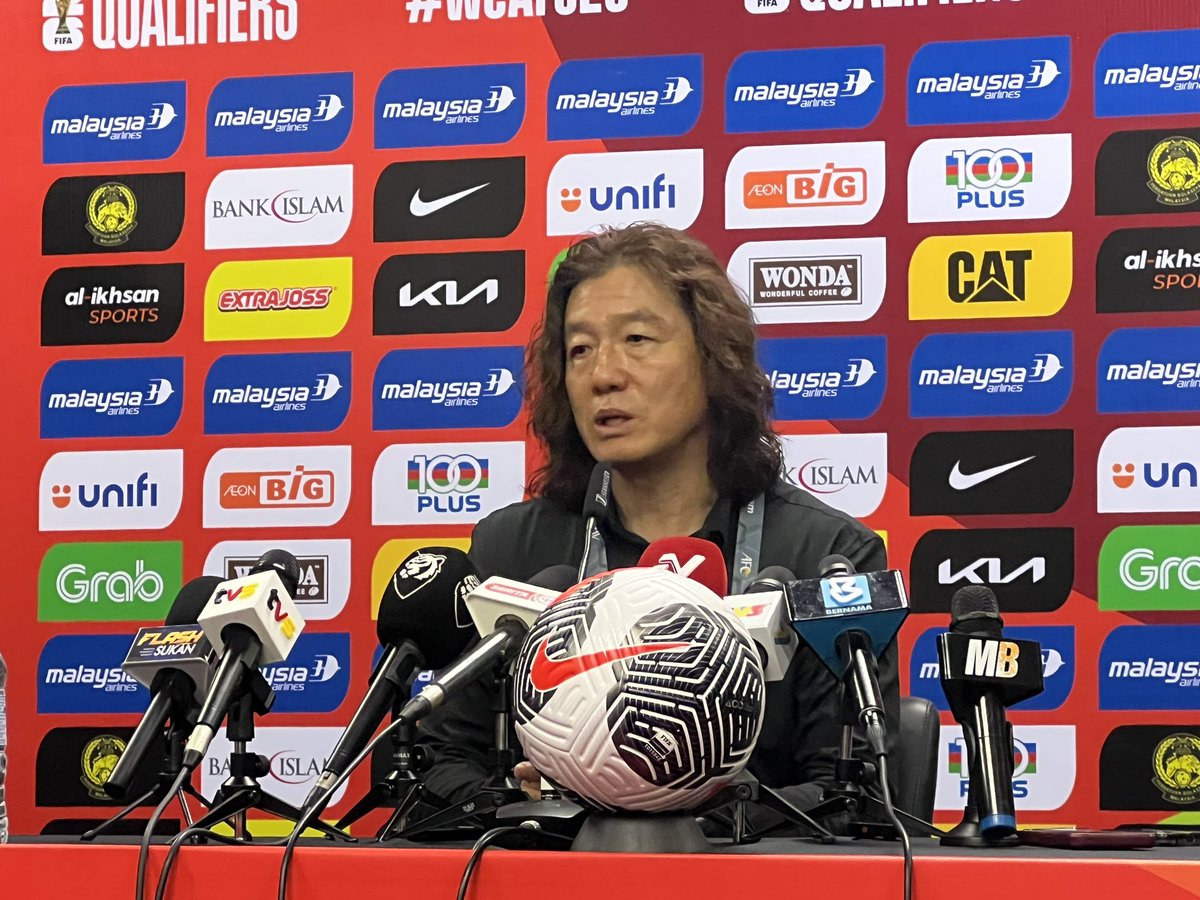 zulhelmizainal1's tweet photo. "Kami tidak berhak kalah, kami berhak mendapat keputusan lebih baik" Kim Pan Gon, jurulatih Harimau Malaya.

@ASTROARENA https://t.co/aQUIhRISgq