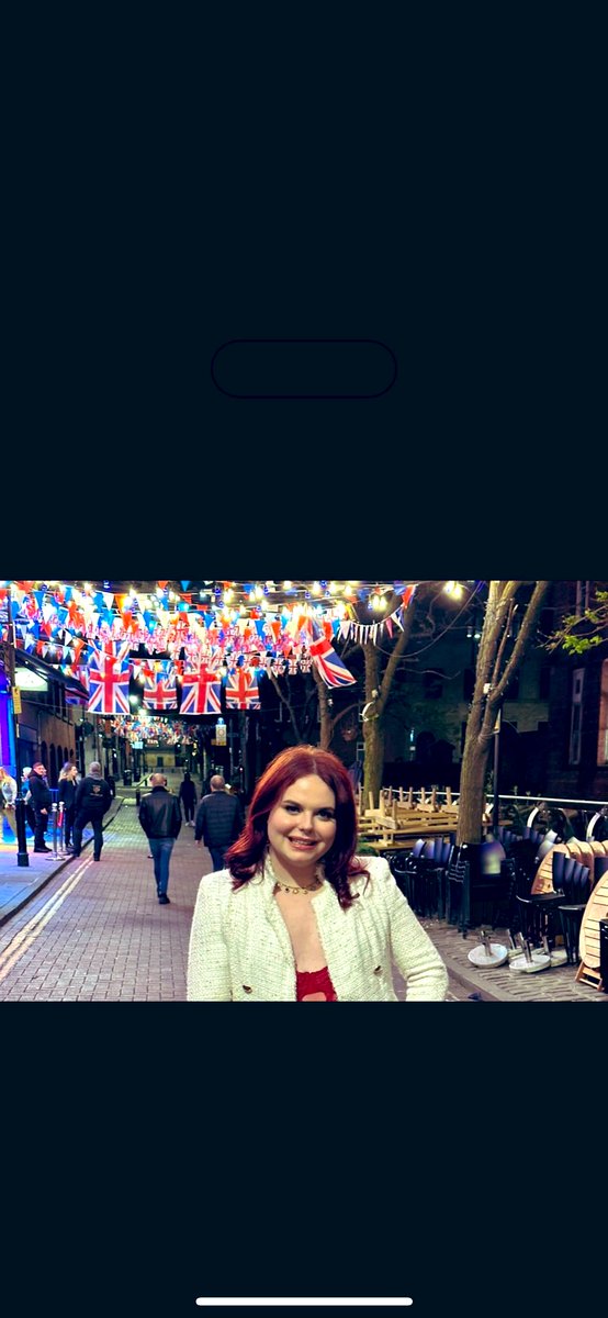 Found this glowing photo of me from a night out @mcrgayvillage during King Charle’s Coronation celebrations last year. 🥂 🍰 🏳️‍🌈 ✨ @canalstmancs