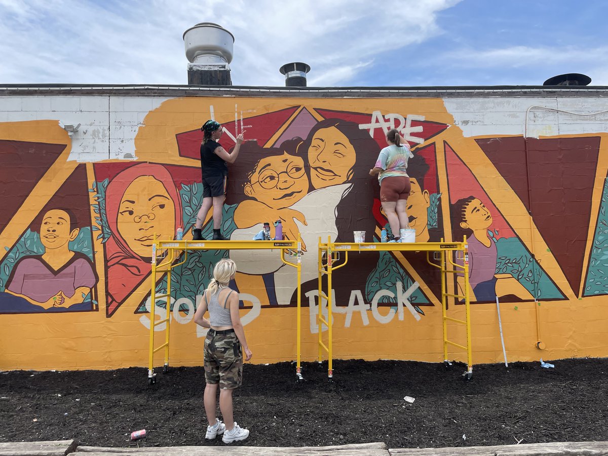 Have questions about working at ArtWorks this summer? Attend our Summer Apprentice Info Session tomorrow, 3/27 at 6 p.m. at ArtWorks main offices, 2460 Gilbert Avenue. Applicants, parents, guardians, and educators are welcome. RSVP to Grace@ArtWorksCincinnati.org. #ArtForAll