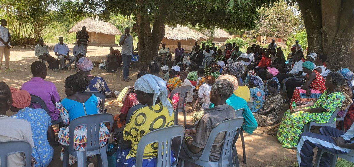 #ICCOutreach held community meetings in Odek #Uganda, Joseph Kony's presumed place of birth, about the upcoming confirmation of charges hearing in the #Kony case. The meetings were attended by 500+ participants, including members of Mr Kony's family and clan. 
#AccessToJustice