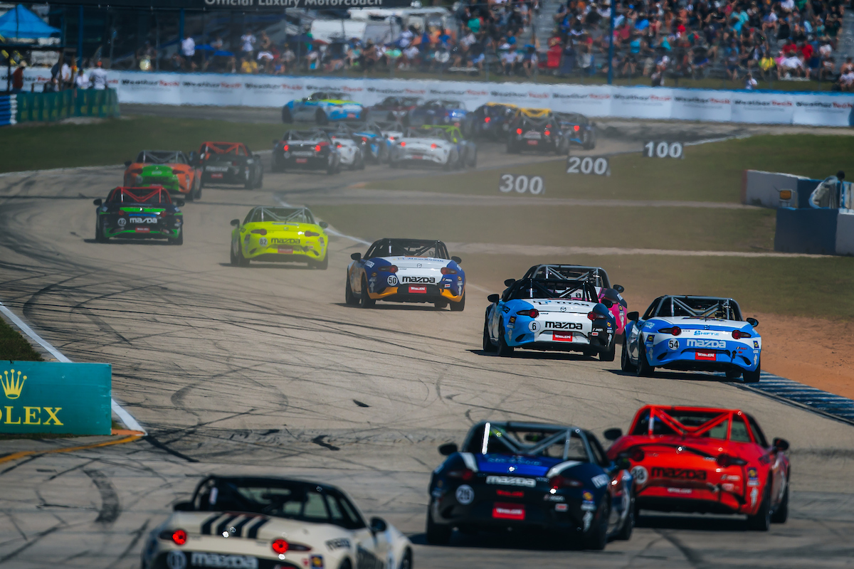 More highlights! More in-car cameras! More interviews! Check out @RACERmag's recaps from #MX5Cup at Sebring. Race 1: youtube.com/watch?v=OdlBl9… Race 2: youtube.com/watch?v=hEzu0j…
