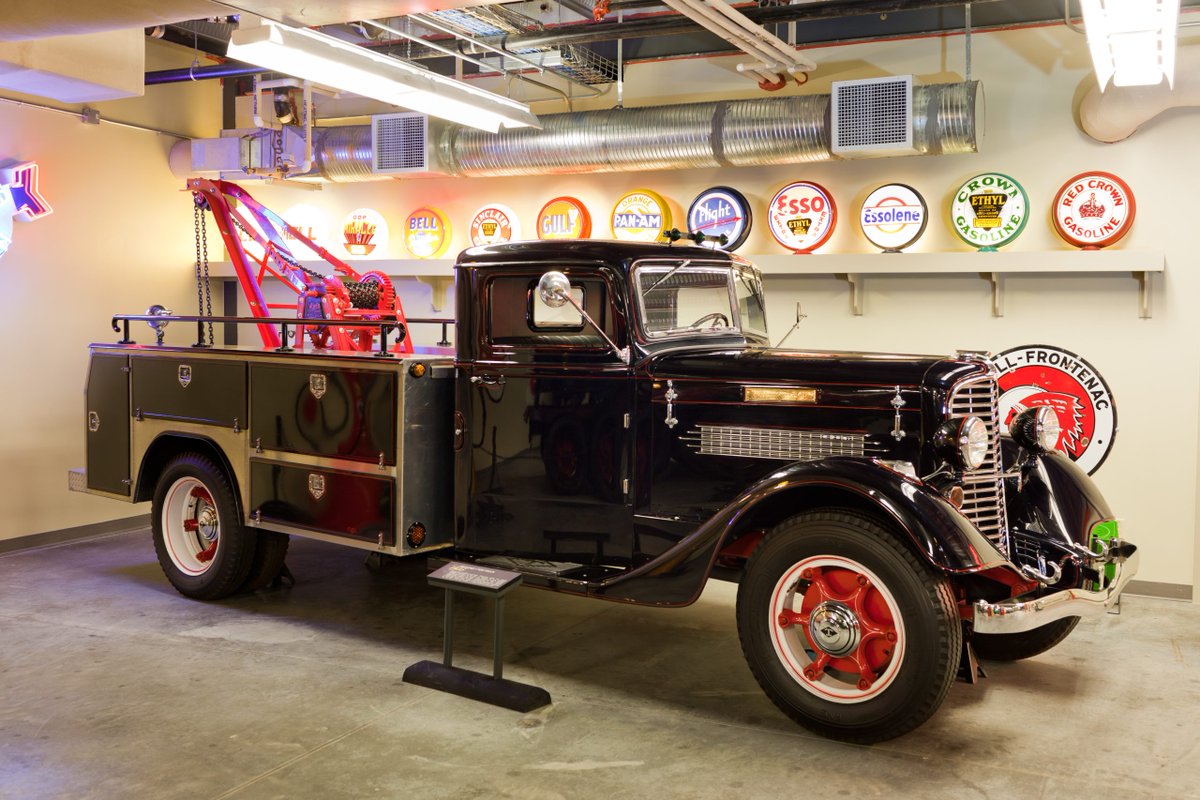 Exciting news! Another week of Hoods Up! At Gasoline Alley Museum is here, featuring three new additions to our Hoods Up! This Model 211-AD, serving faithfully for 40 years, showcases both exceptional quality and owner pride. To get your tickets, visit bit.ly/41vyBdJ