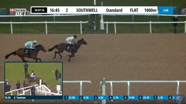 A very smart debut win for Sex On Fire and Hollie Doyle @HollieDoyle1 in the Maiden Stakes at Southwell @Southwell_Races for trainer Richard Spencer @Richspencer89! Beautiful ride! 🏇🥇 #winner #Southwell #HorseRacing