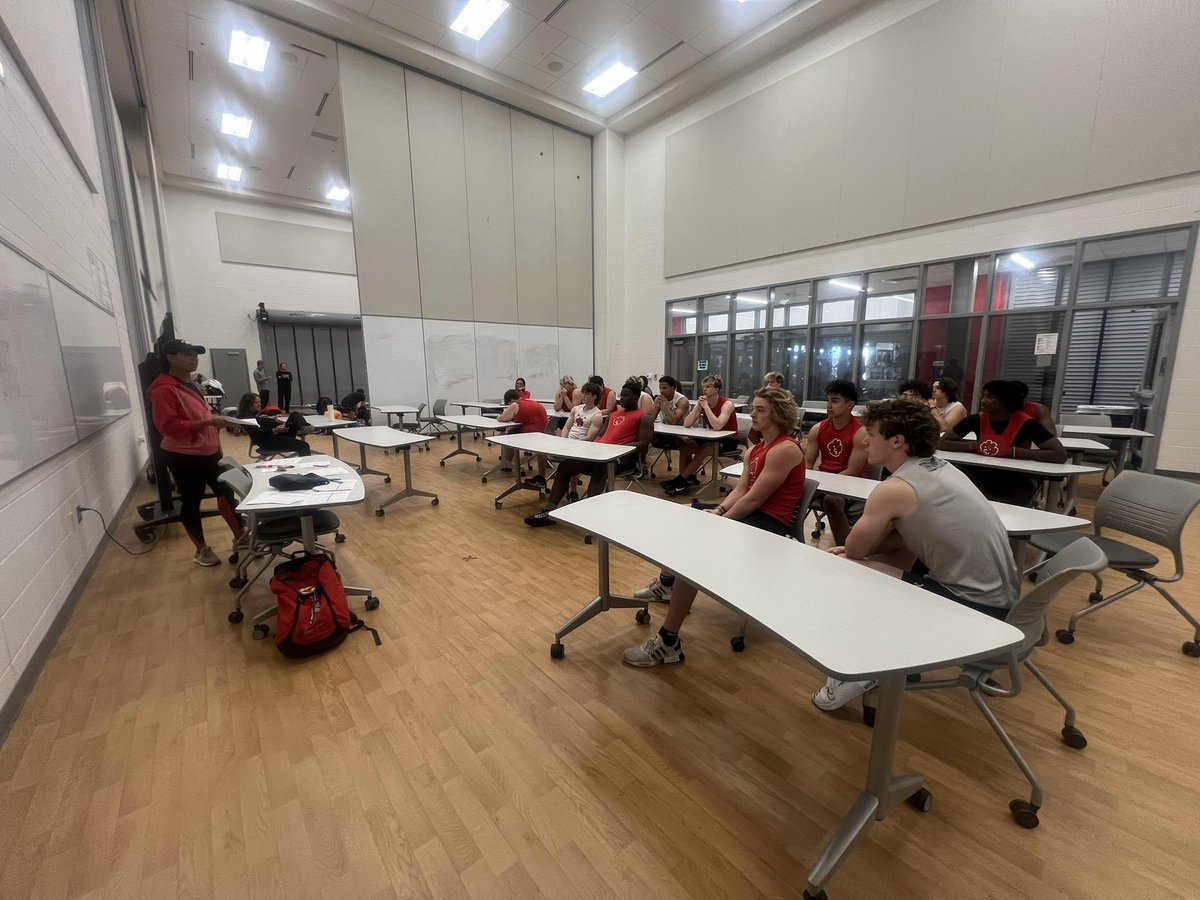 A lot of @CHHS_FOOTBALL , @VB_CHHS , @chhs_softball, and other @CHPantherPride athletes meeting to help with the Special Olympics! They are excited to work with such wonderful athletes tomorrow! @GCISD_SO @GCISD_Athletics