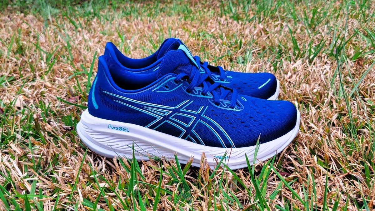 The Asics Gel-Cumulus 26 is a cushioned daily trainer that is an everyday shoe for most runners of all abilities. It has a great rocker ride that is both smooth and soft. The heel tab can rub the back of your ankle, though, which would definitely bot - bit.ly/3PAGkT3