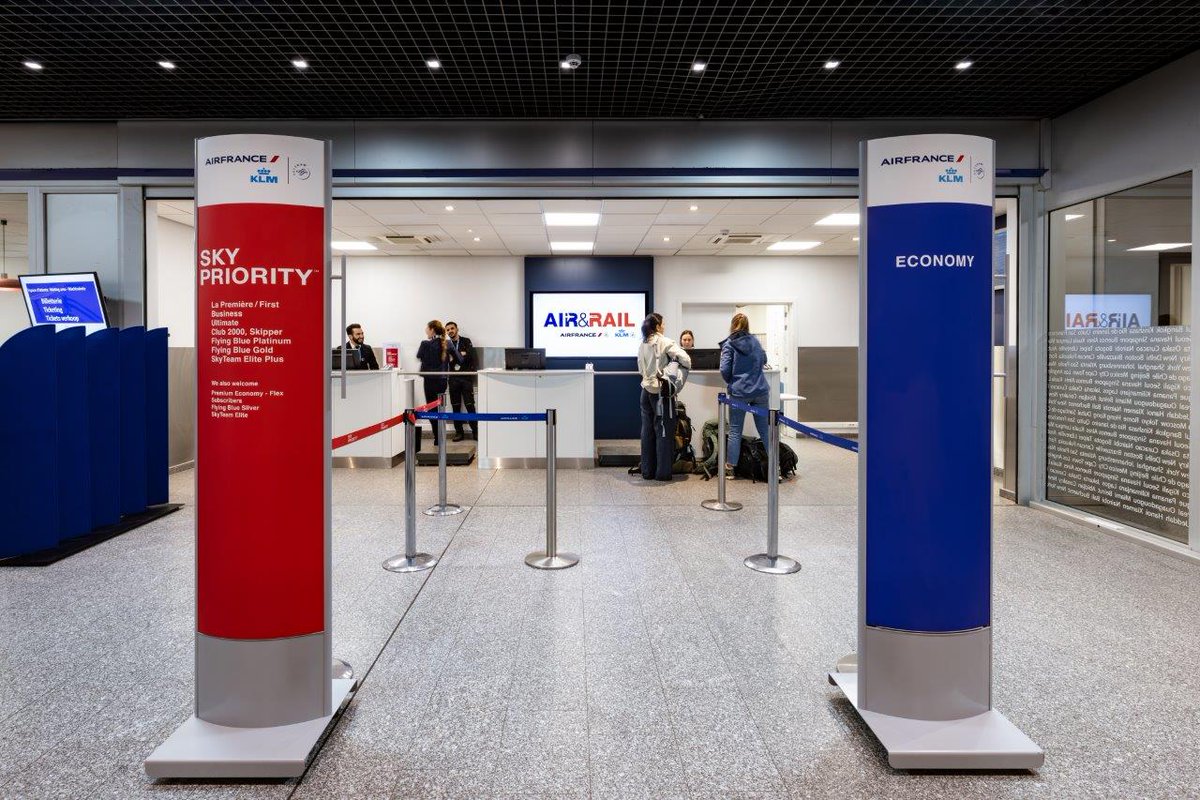 Today, #AirFrance and #KLM inaugurated their new Air&Rail Terminal in Brussels. It reflects both airlines’ commitment to offering the best experience to customers connecting by rail to @parisaeroport and @Schiphol airports.