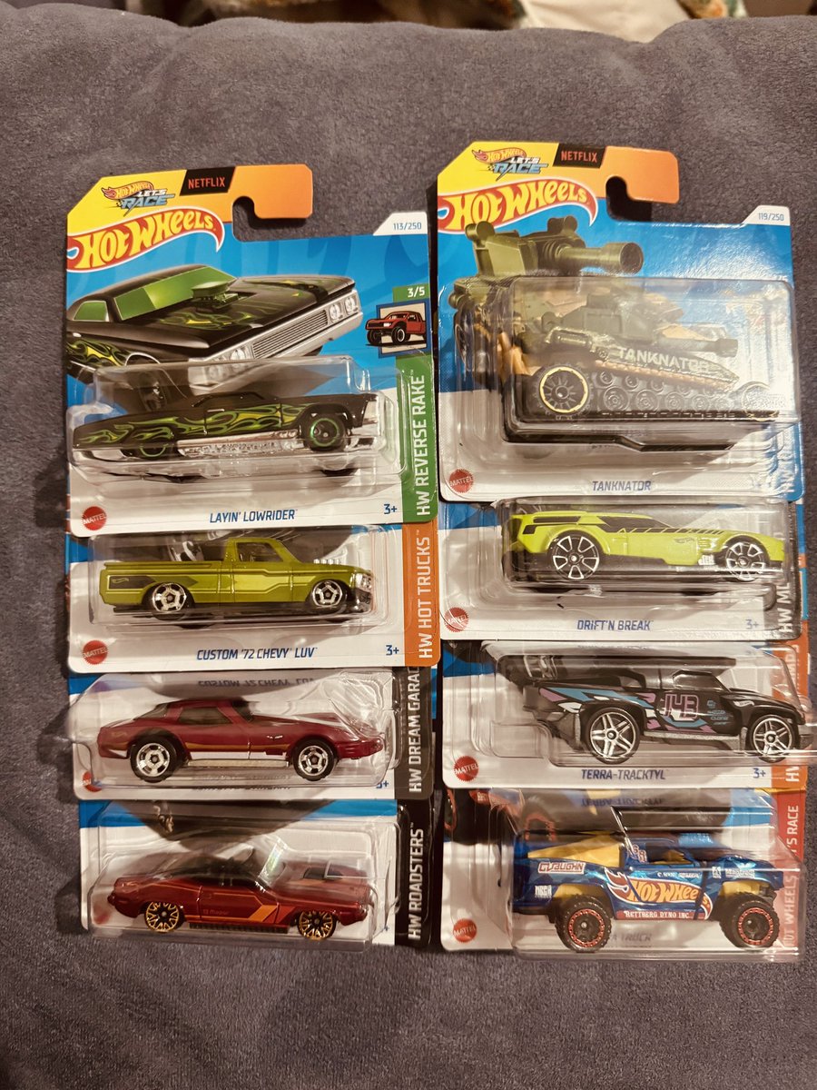 byordek's tweet photo. 2024 case 😍 #hotwheels #koleksiyon #collection #diecast #modelaraba 😍 https://t.co/VrU1FnVhBK
