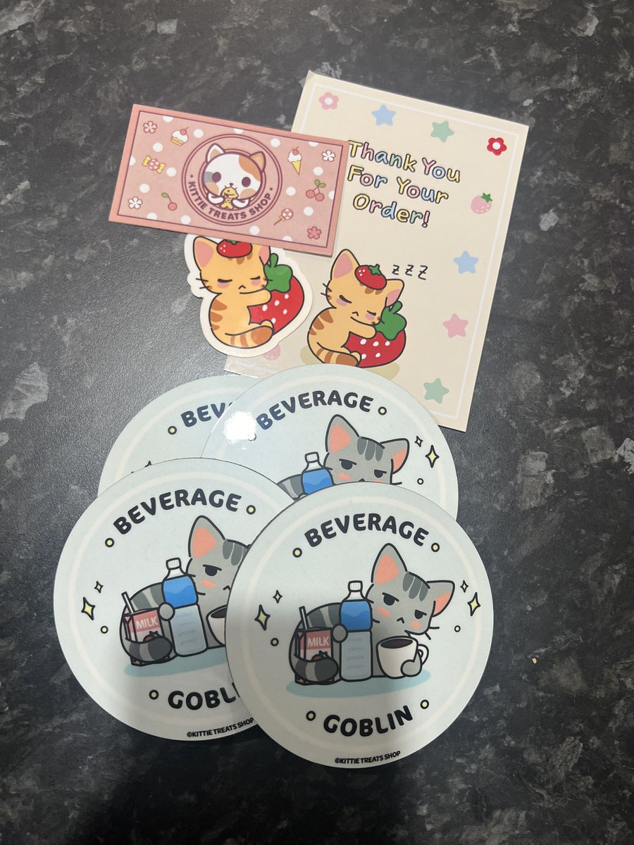 RustTankX's tweet image. Got the CUTEST coasters! I am truely a beverage goblin. Plus how cute is the sticker! @Kittie_Treats