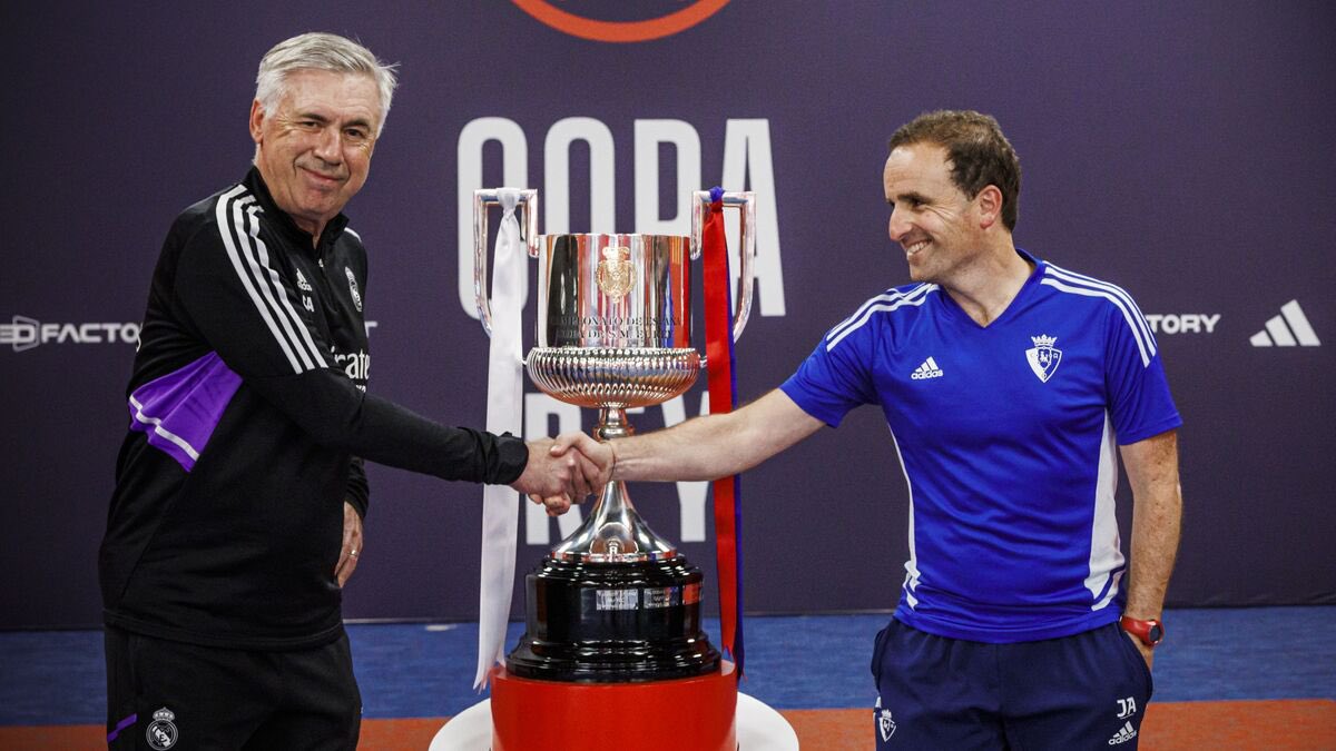 Gracias, por una de nuestras mejores épocas: Ascenso, una final de Copa, que nunca olvidaremos, y un viaje a Europa. Gracias por ser tan accesible, tan franco, por ser uno más y por defender nuestra cultura. Pero gracias, sobre todo, por tu forma de ser.

JAGOBA ARRASATE LOLOLO!