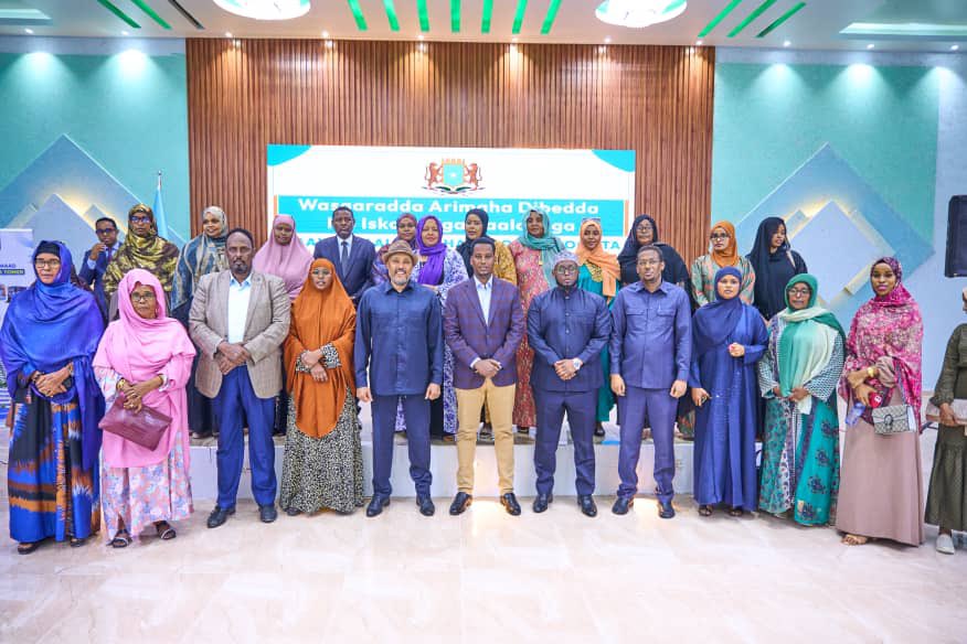 Sheikh Aweys M. Omar (@honaweys) on Twitter photo Xaflada afurinta Qurba joogta ee soo qabanqaabisay <a href="/MOFASomalia/">Ministry of Foreign Affairs 🇸🇴</a> gaar ahaan waaxda Jaaliyadaha Iyo qurba joogta ayaan ka qeyb galay anigoo masuul ka ahaa Gudiga Arrimaha dibada Baarlamanka.
#ShaqaduWaaCibaado Xaflada afurinta Qurba joogta ee soo qabanqaabisay <a href="/MOFASomalia/">Ministry of Foreign Affairs 🇸🇴</a> gaar ahaan waaxda Jaaliyadaha Iyo qurba joogta ayaan ka qeyb galay anigoo masuul ka ahaa Gudiga Arrimaha dibada Baarlamanka.
#ShaqaduWaaCibaado