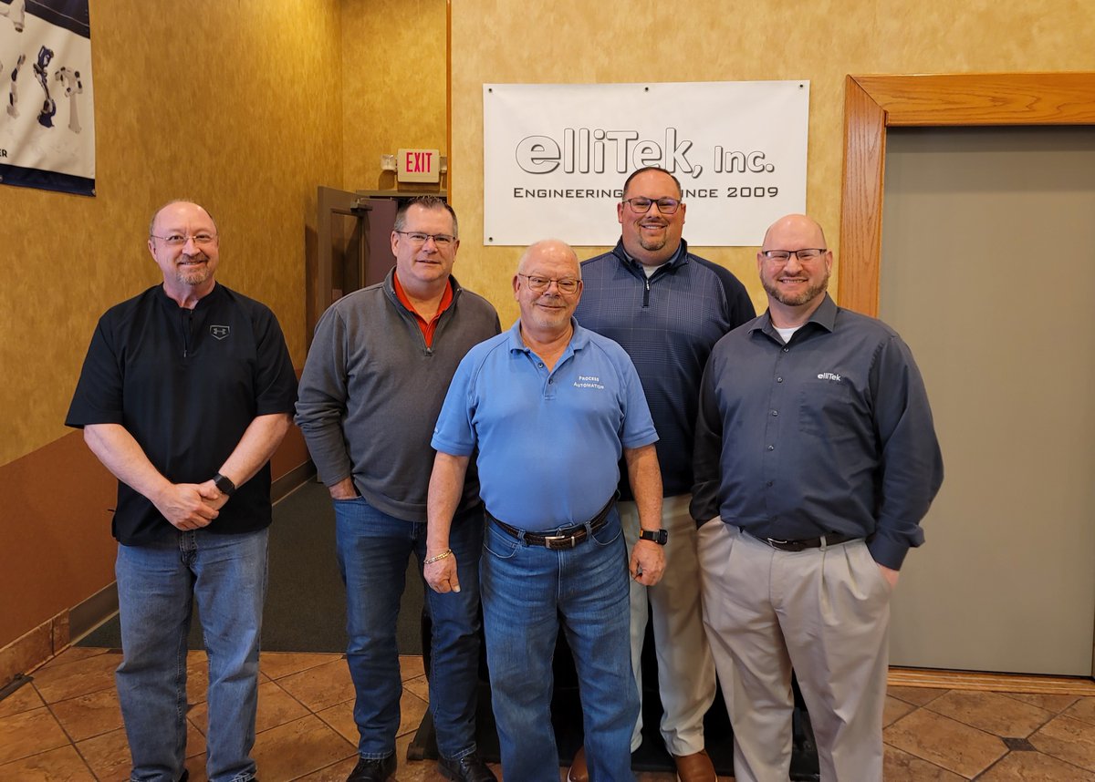🌟A great day of training at @elliTek_Inc! We're thrilled to welcome #Siemens Process Automation Expert, Roger Hackler, who's diving into the transformative power of SIMATIC #PCS7 - it isn't just about meeting today's demands; it's about gearing up for tomorrow's challenges.🚀