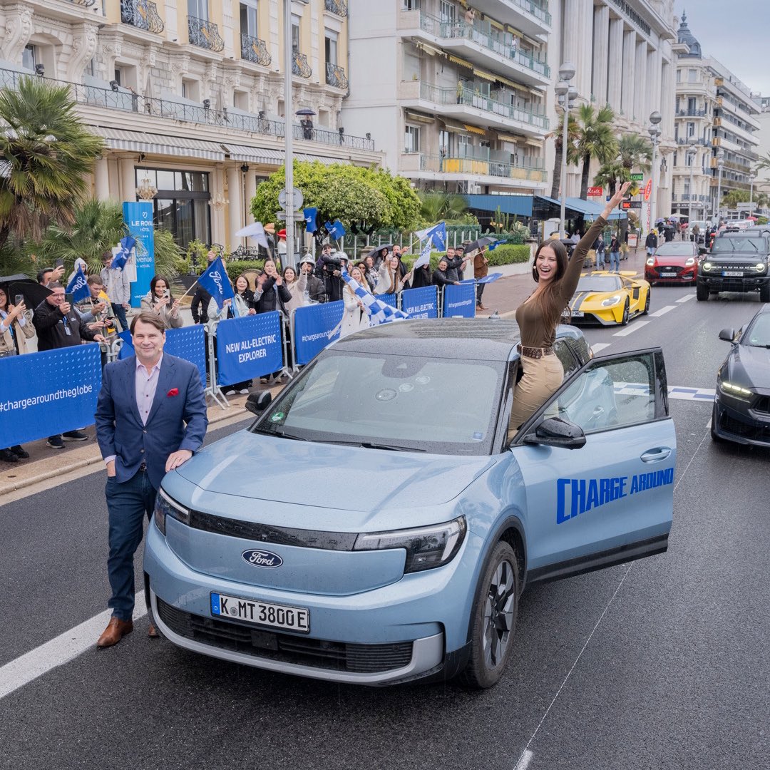 Jim Farley tweet media