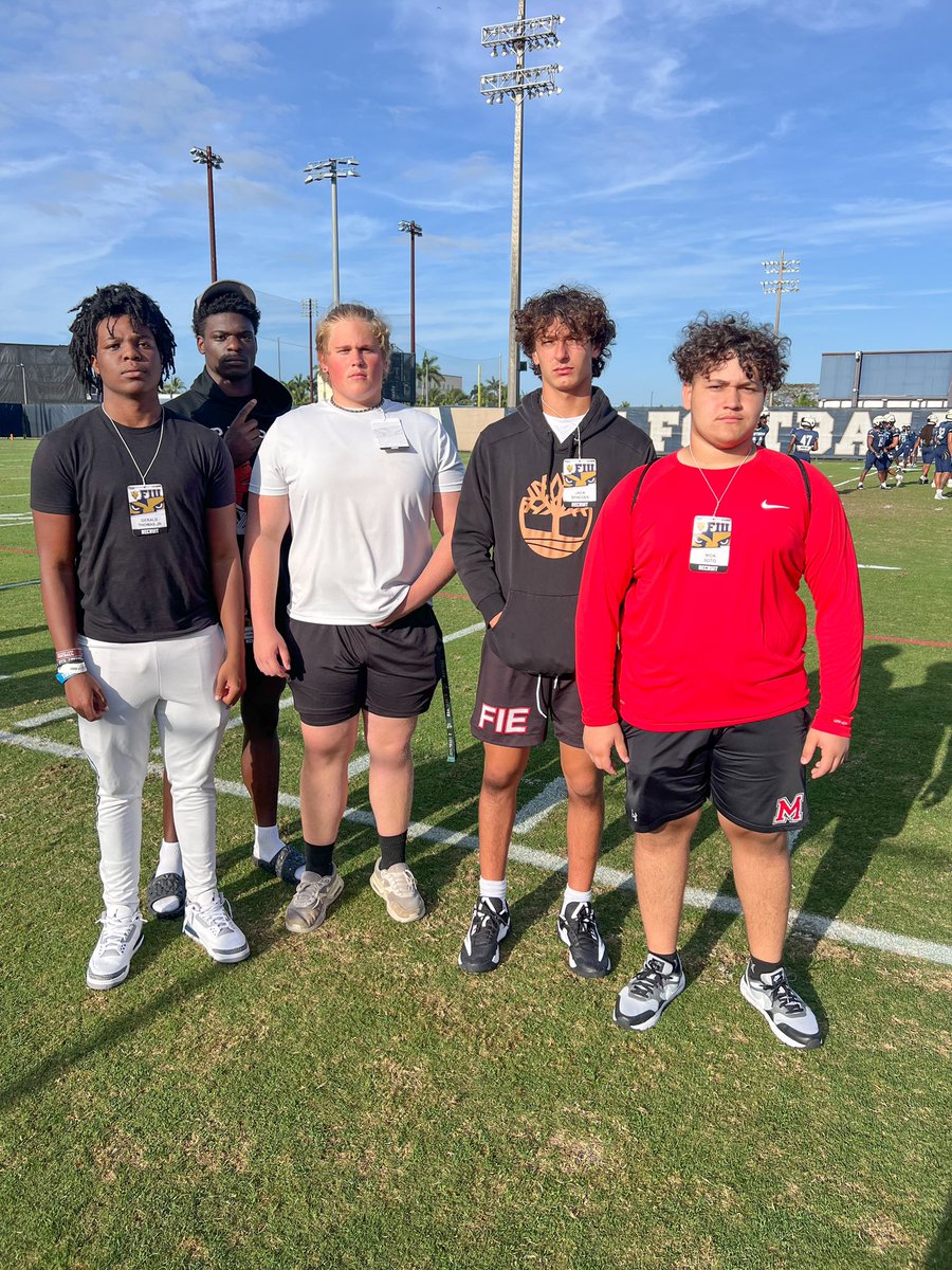 JTheqb's tweet photo. Great day at FIU. @MHS_Knights_FB @Coach_Davis3 @CoachYost @CoachMikeMac https://t.co/tM5EE4LF9Y