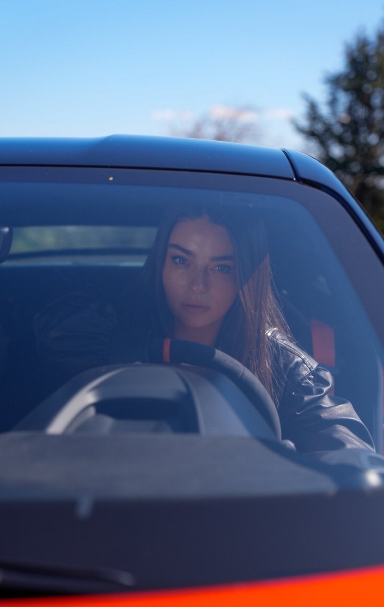arwaturan's tweet photo. onun güzelliğine ve heybetine bir melek gibi bak

#AyçaAyşinTuran https://t.co/L4MgYWCjDv