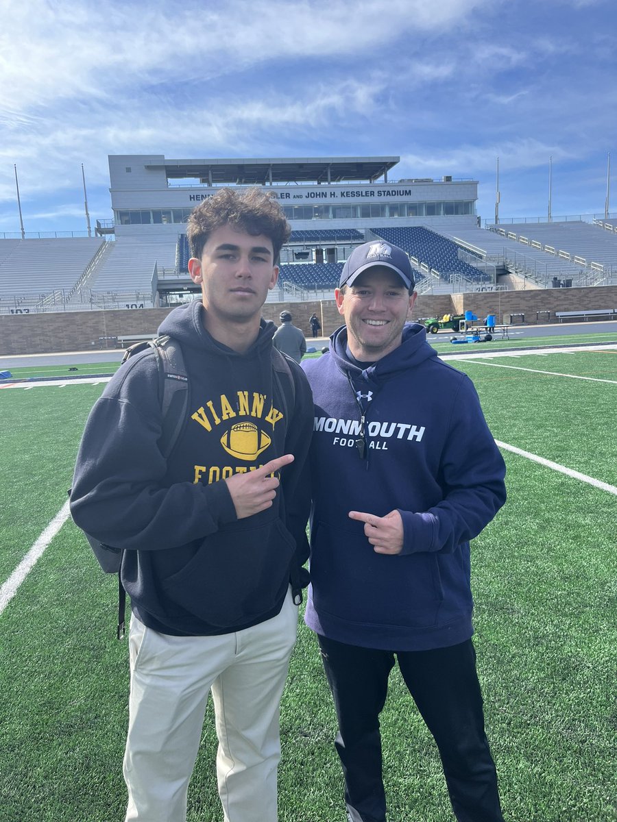 Thank you @MUHawksFB for the invite to watch your practice today. I had a great time! @Coach_KCal @CoachJeffGallo