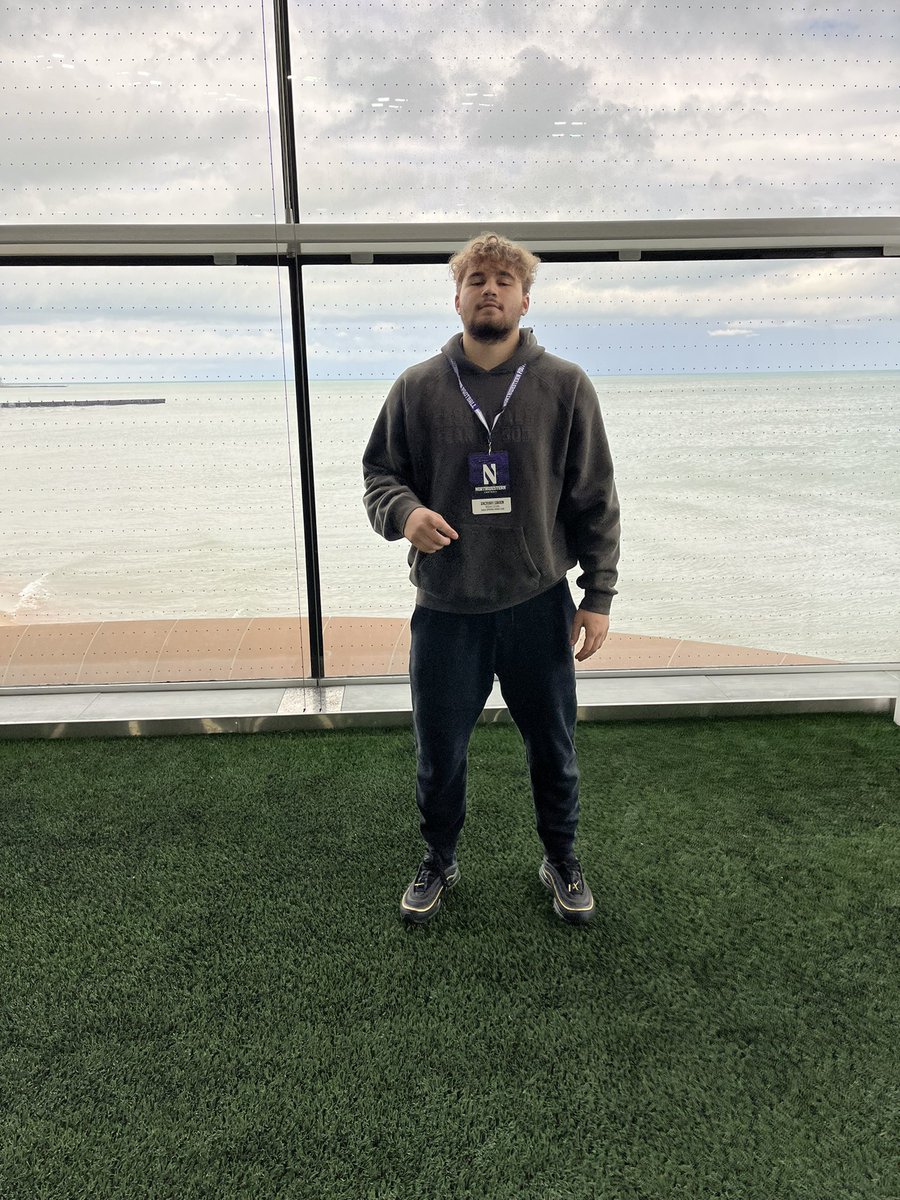 I had a great visit at Northwestern tdy‼️@CoachSmith_9 @DavidBraunFB @OB_Cats @BDPRecruiting @LaMarcusHicks @RisingStars6 @UDJ_Football