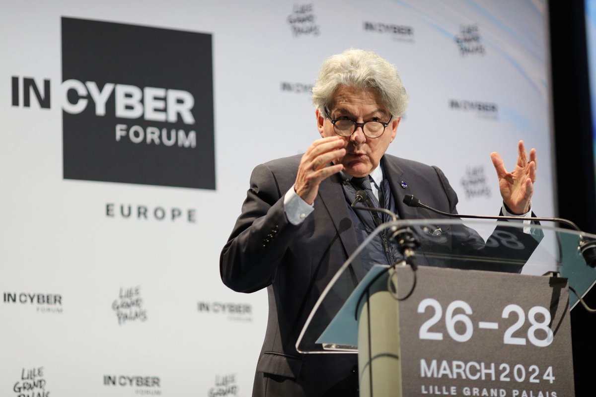 INCYBER_Europe's tweet image. L'#UE bénéficie d'un véritable marché unique informationnel, grâce aux règlements et directives européennes (#DGA, #DataAct....). Mais comment protéger des menaces les espaces qui dépassent le cadre territorial des états...comme le #cyberespace ? 

Comme l'évoque  @ThierryBreton,